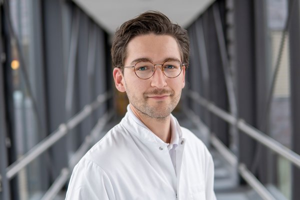 Dr. med. Jason Jannis Gruner