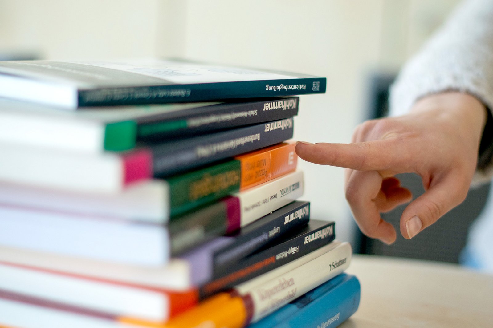Das Caring Community Lab arbeitet an Projekten, die Strukturen und Konzepte aus einer familien- und netzwerkorientierten Perspektive entwickeln